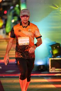 BIB: 15342
                            <button type="button" onclick="openModal(28181248)" class="btn btn-primary btn-sm float-right btn-popup" data-toggle="modal" data-target=".modal-high-quality">
                        <i class="fas fa-shopping-cart"></i> Add to Cart
                    </button>
                                            <button type="button" onclick="isThisMe(28181248, true)" class="btn btn-success btn-sm float-right btn-popup btn-isme hidden" data-toggle="tooltip" data-placement="bottom" title="นี่คือรูปของคุณใช่ไหม คลิกที่นี่เพื่อเอาเข้าอัลบั้ม">
                        <i class="fas fa-plus"></i> Add to album
                    </button>
                    <button type="button" onclick="isThisMe(28181248, false)" class="btn btn-warning btn-sm float-right btn-popup btn-isnotme hidden">
                        <i class="fas fa-ban"></i> Remove from album
                    </button>